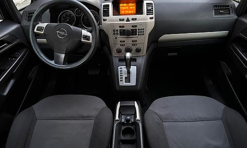 Opel Zafira 1.9 Cdti...
