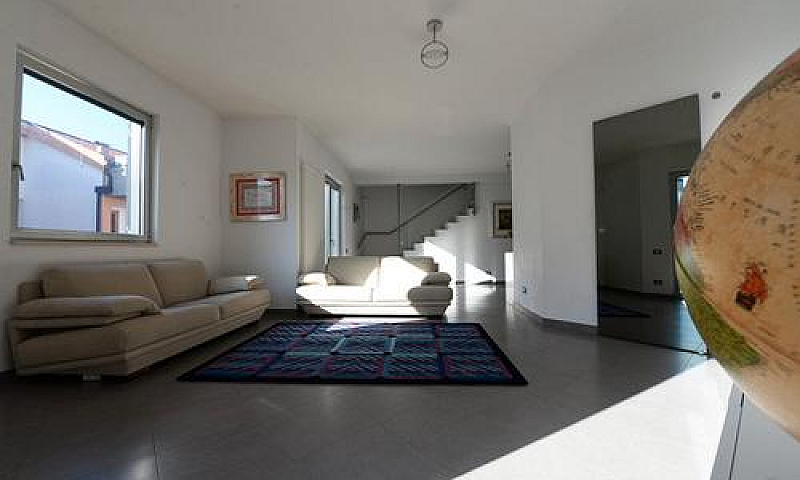Elegante Duplex Con ...