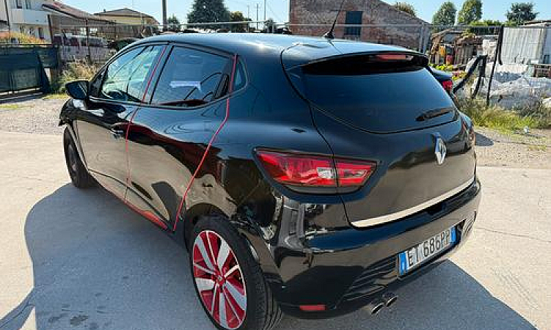 Renault Clio 1.5Tdci...
