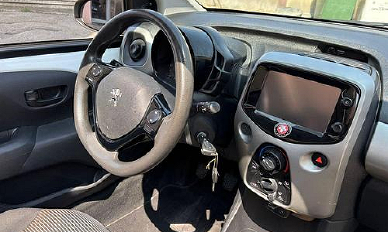 Peugeot 108 1.0 Vti ...