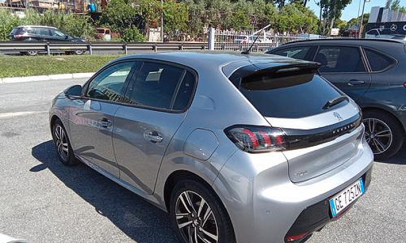 Peugeot 208 Puretech...