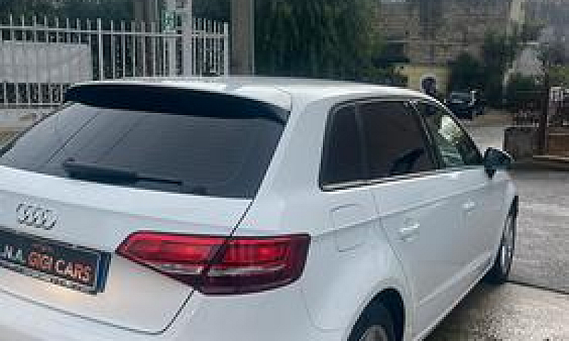 Audi A3 Spb 30 G-Tro...