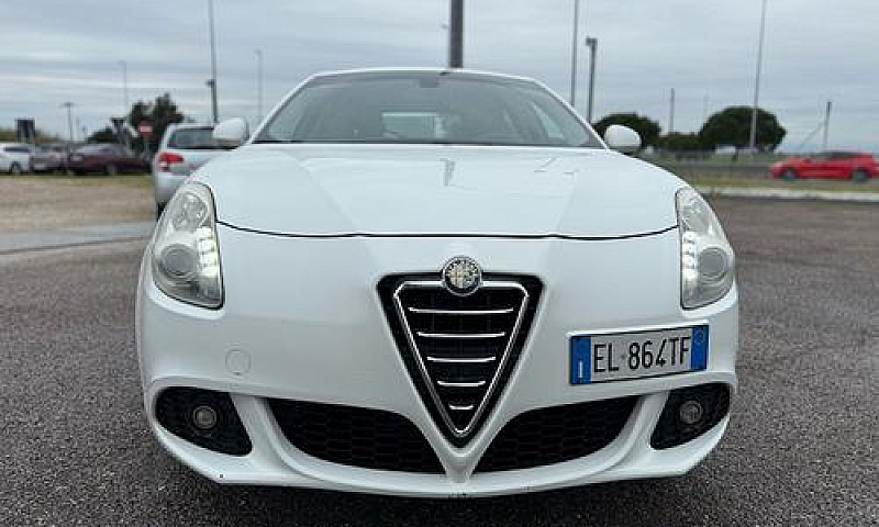 Alfa Romeo Giulietta...