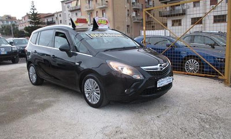 Opel Zafira Tourer 1...