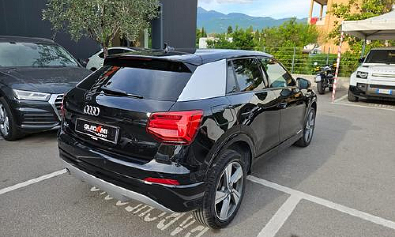 Audi Q2 30 Tdi Busin...