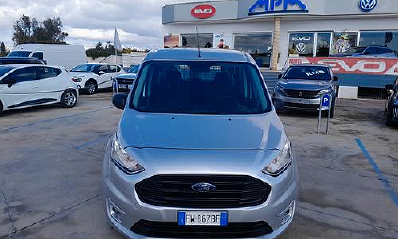 Ford Tourneo Connect...