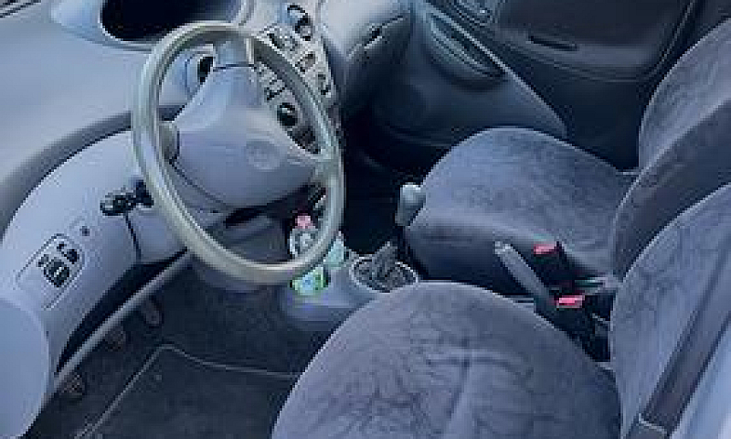 Toyota Yaris 3ª Seri...