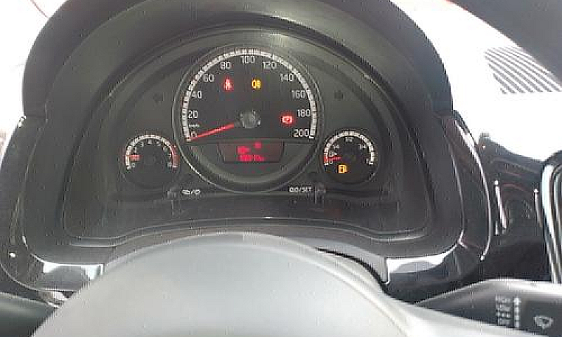 Volkswagen Up! 1.0 7...
