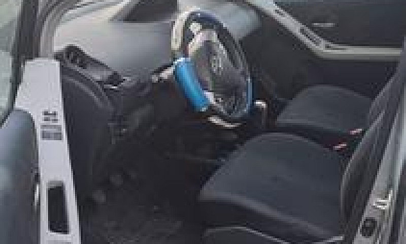 Toyota Yaris - 2009...