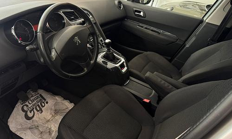 Peugeot 5008 1.6 Die...
