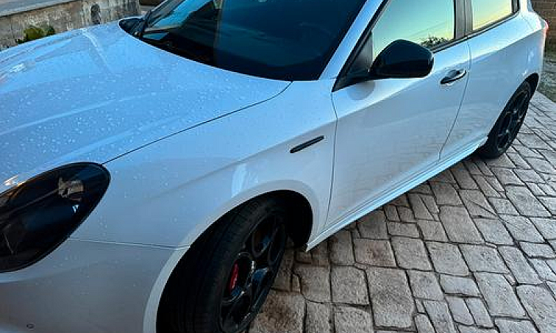 Alfaromeo Giulietta1...