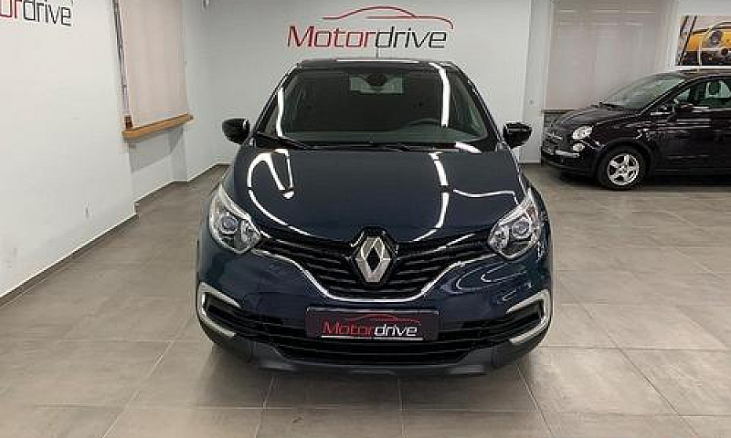 Renault - Captur - T...