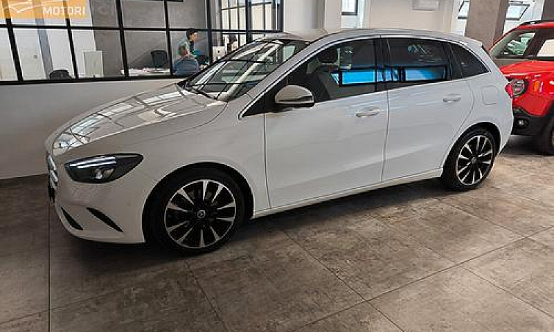 Mercedes-Benz B 200 ...