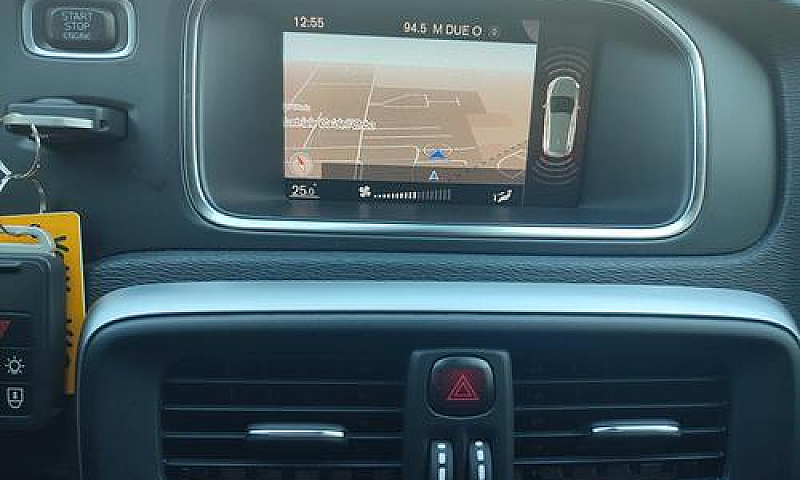 Volvo V40 Del 2018 D...
