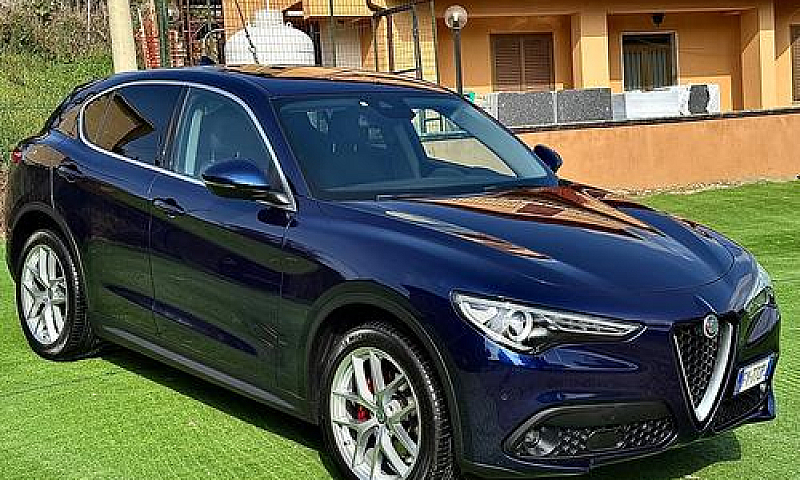 Alfa Romeo Stelvio 2...