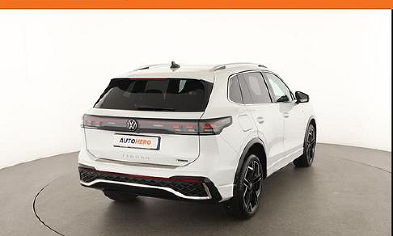 Volkswagen Tiguan Yd...
