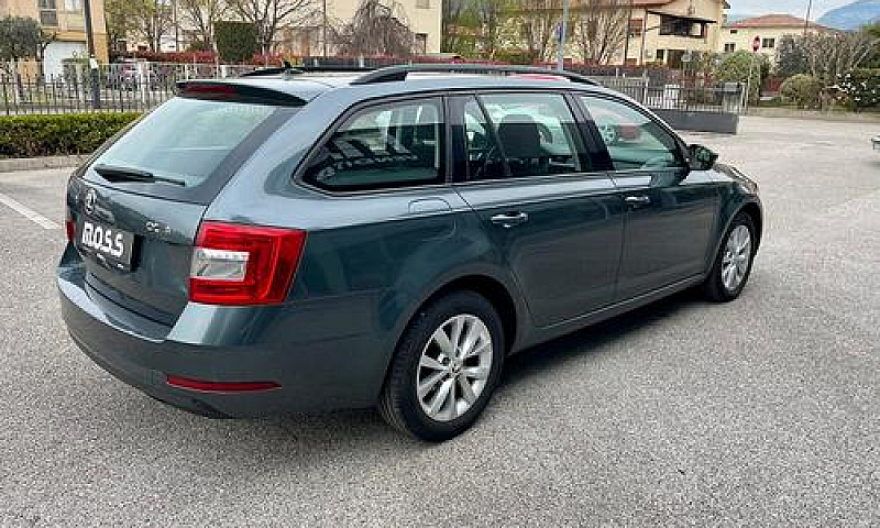 Skoda Octavia 1.6 Td...