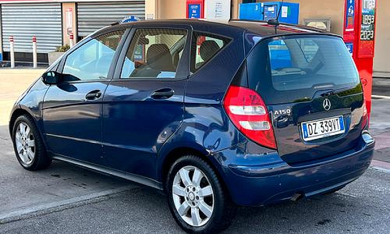 Mercedes-Benz A150 B...