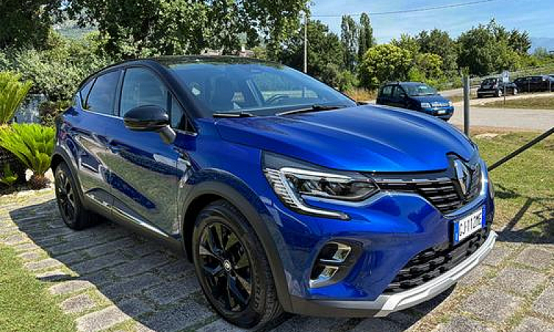 Renault Captur Full ...