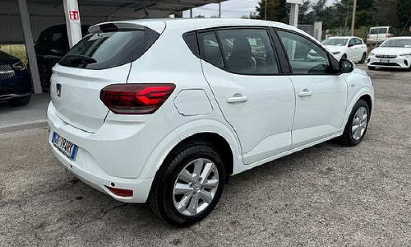 Dacia Sandero Street...