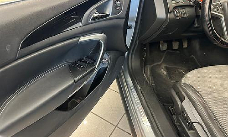 Opel Insignia 2.0 Cd...