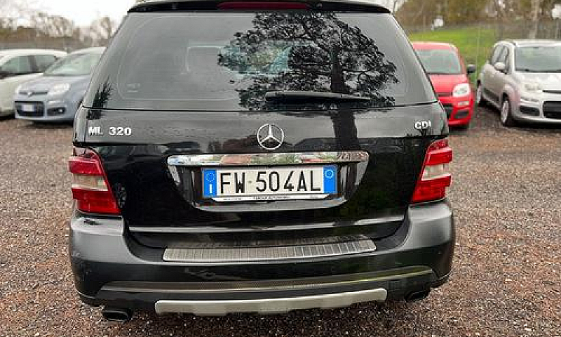Mercedes-Benz Ml 320...