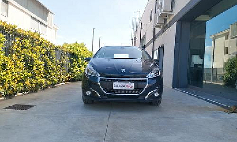 Peugeot 208 Puretech...