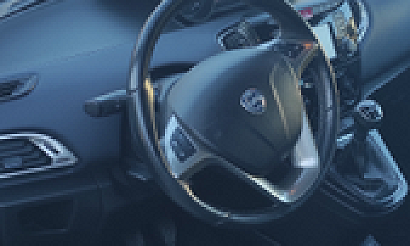 Lancia Ypsilon Mya 1...