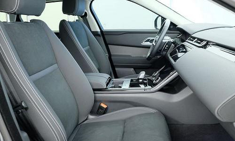 Range Rover Velar 2....