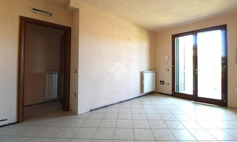 3 Locali A Monsumman...