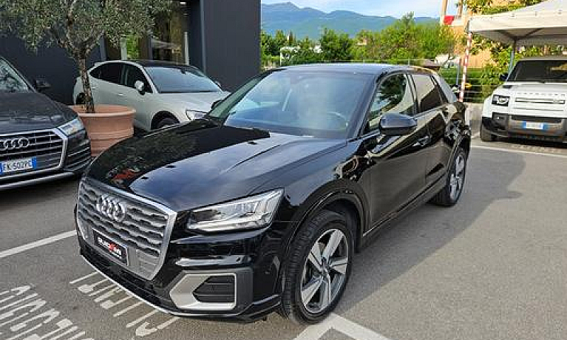 Audi Q2 30 Tdi Busin...