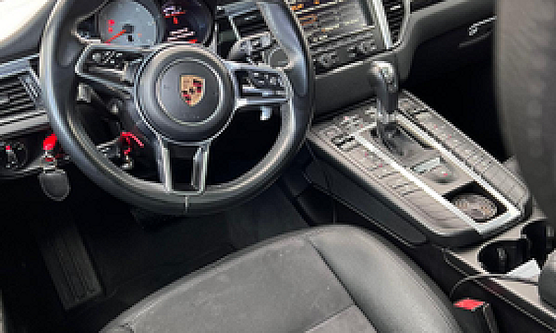 Macan 3.0 D S...