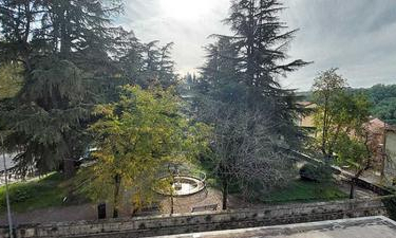 Appartamento A Ascia...