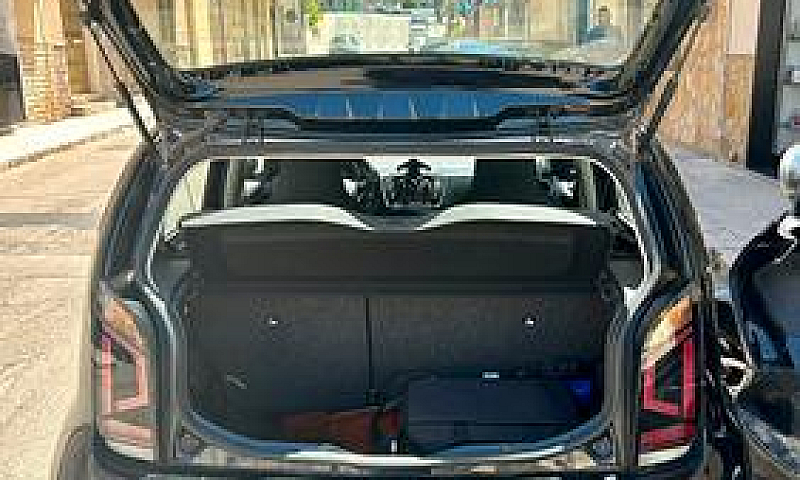 Volkswagen Up Metano...