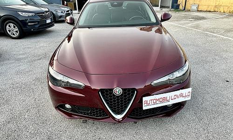 Alfa Romeo Giulia 2....