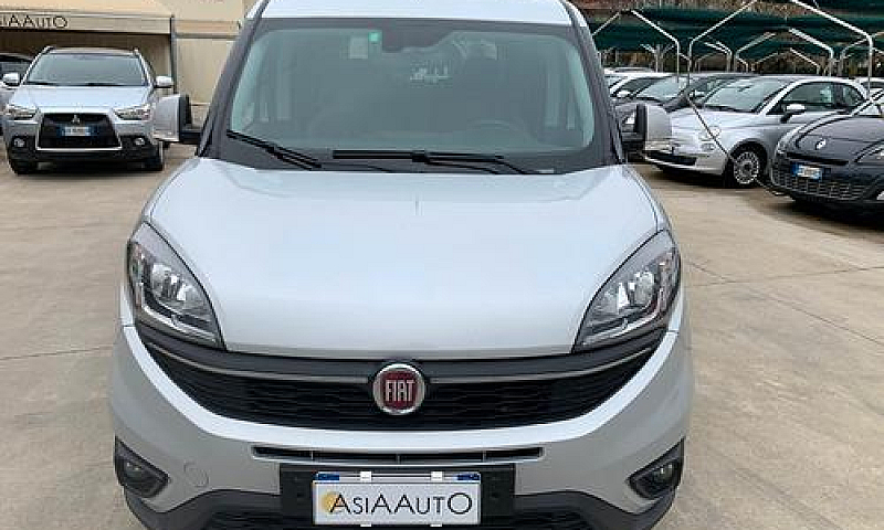Fiat Doblo 1.4 7 Pos...