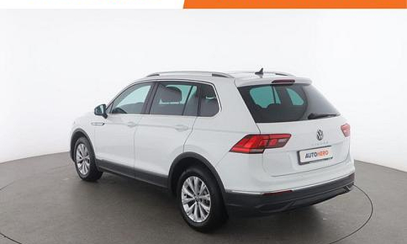 Volkswagen Tiguan Yp...