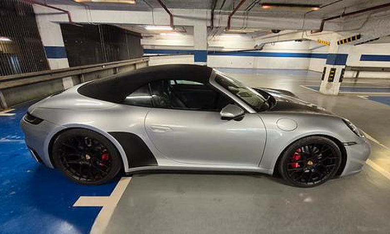 Porsche 992 4S Cabri...