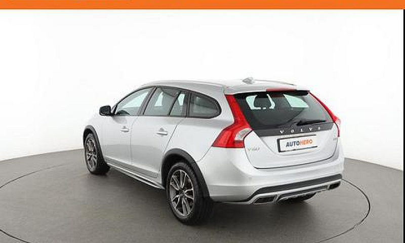 Volvo V60 Cross Coun...