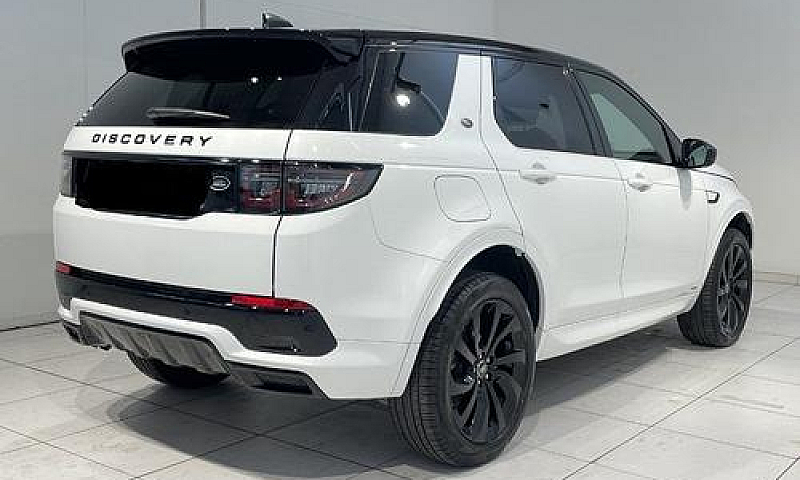 Land Rover Discovery...