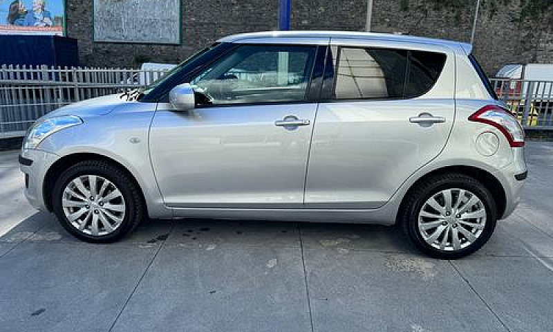 Suzuki Swift 1.2 4Wd...