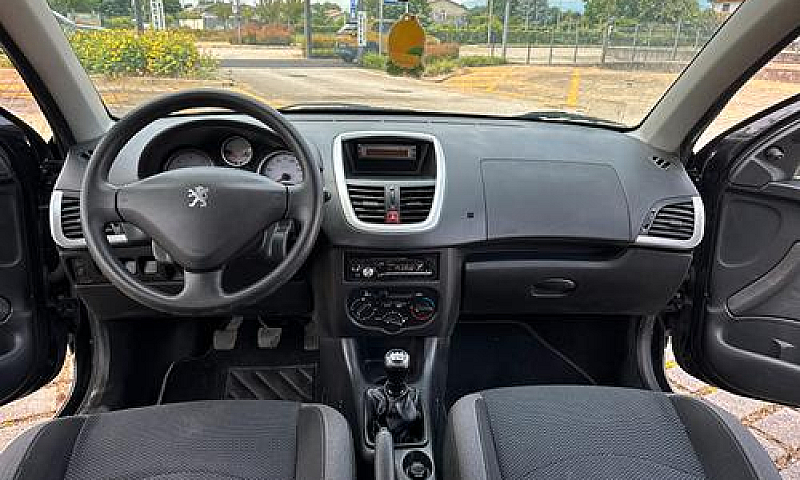 Peugeot 206 Plus 1.4...