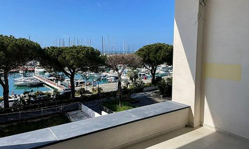 5 Locali A Lavagna...