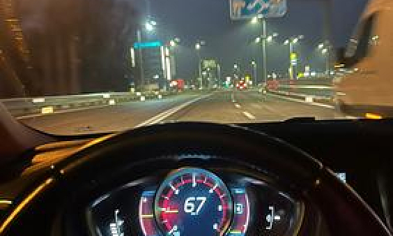 Volvo V40 1.6...