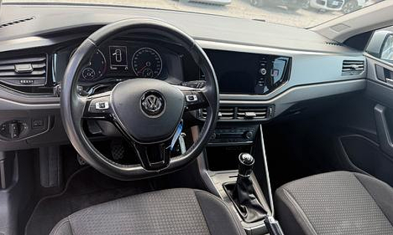 Volkswagen Polo Busi...