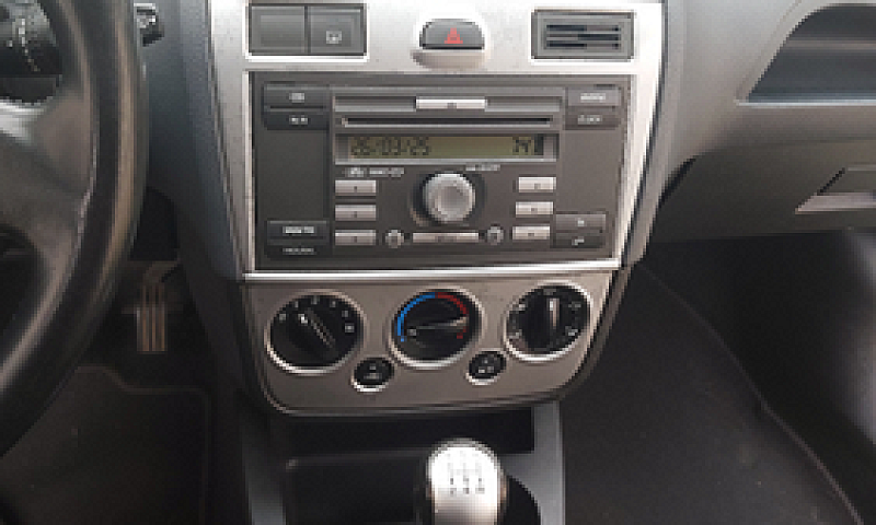 Ford Festa 1.4 Diese...