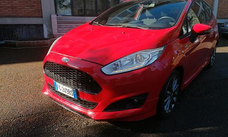 Ford Fiesta 1.5 Tdci...