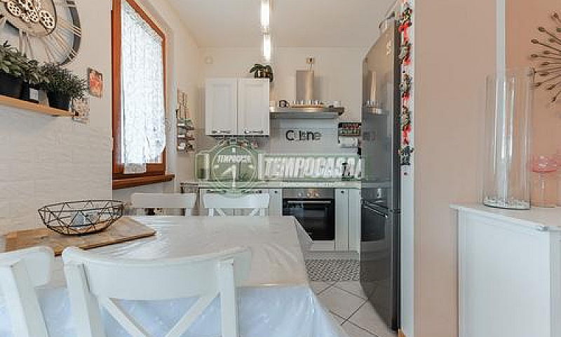Tre Locali Con Giard...
