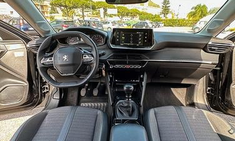 Peugeot 208 Puretech...