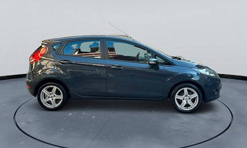 Ford Fiesta 1.4 Tdci...